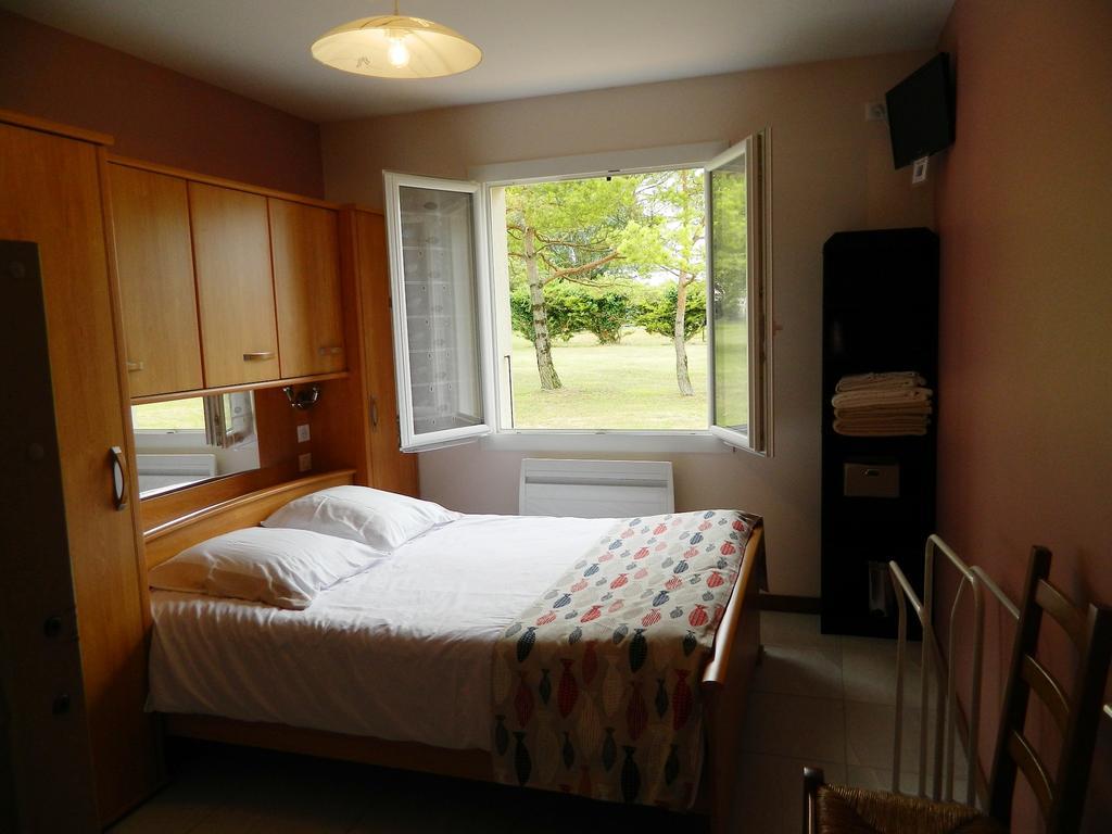 Chambre d'Hôtes Les 3 Moulins Cozes Extérieur photo